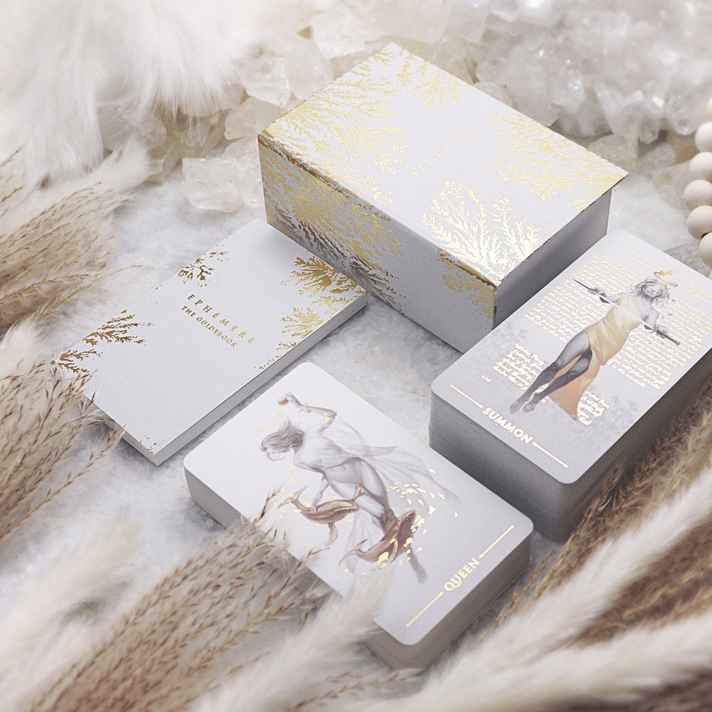 Ephemere: True Black Tarot