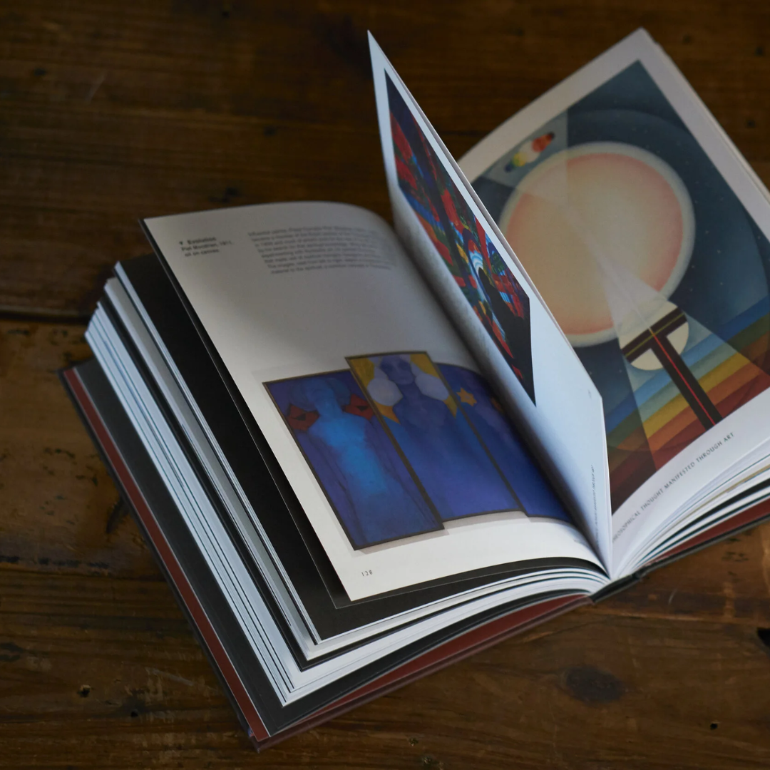The Art of the Occult: A Visual Sourcebook for the Modern Mystic