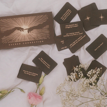 Sacred Connection Cards Dreamy Moons