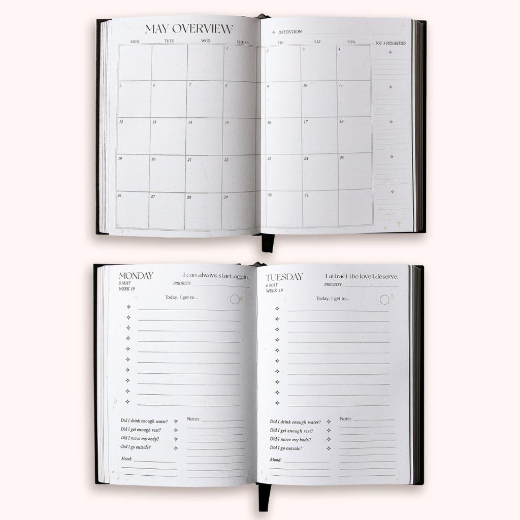 Dreamy Moons 2026 Daily Planner