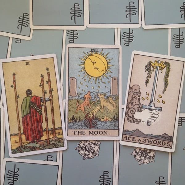Smith-Waite Centennial Tarot