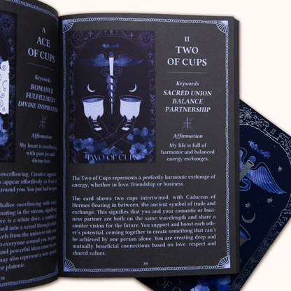 Dreamy Moons Midnight Tarot (Limited Edition)