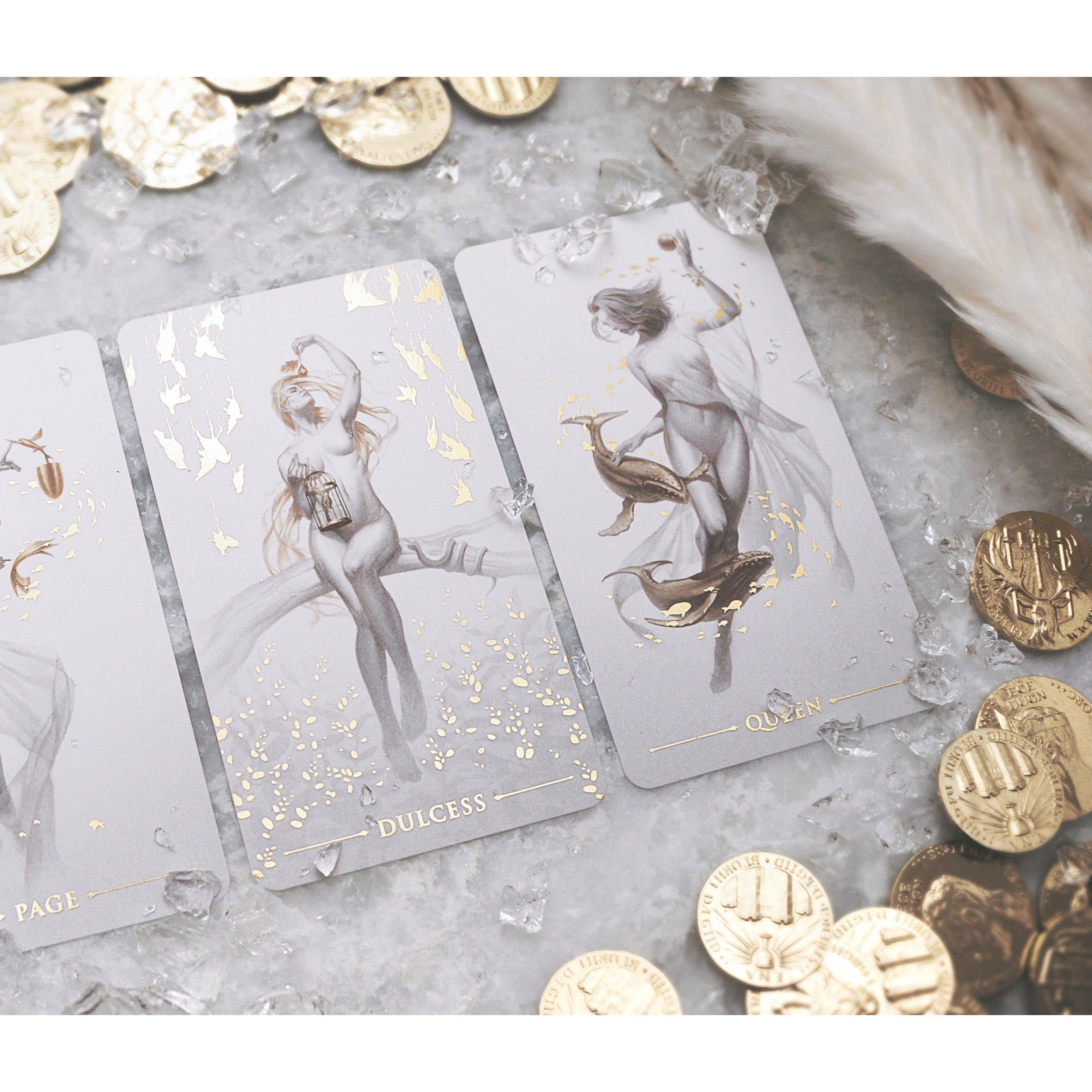 Ephemere: True Black Tarot